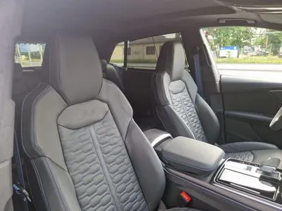 Audi RS Q8 TFSI Quattro Tiptronic Performance