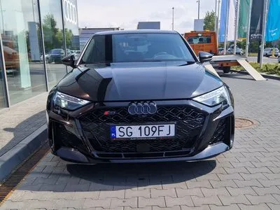 Audi RS3 Limousine TFSI Quattro S tronic
