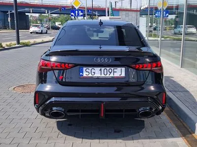 Audi RS3 Limousine TFSI Quattro S tronic