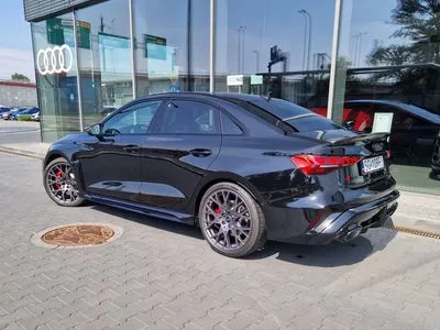 Audi RS3 Limousine TFSI Quattro S tronic