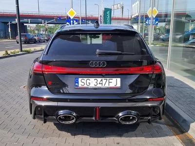 Audi RS5 Avant e-Hybrid 470kW Tiptronic
