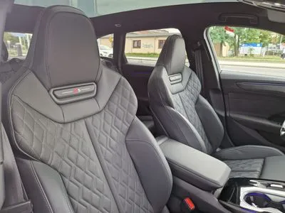 Audi A6 Avant TDI mHEV Quattro S tronic