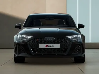 Audi RS3 Limousine TFSI Quattro S tronic