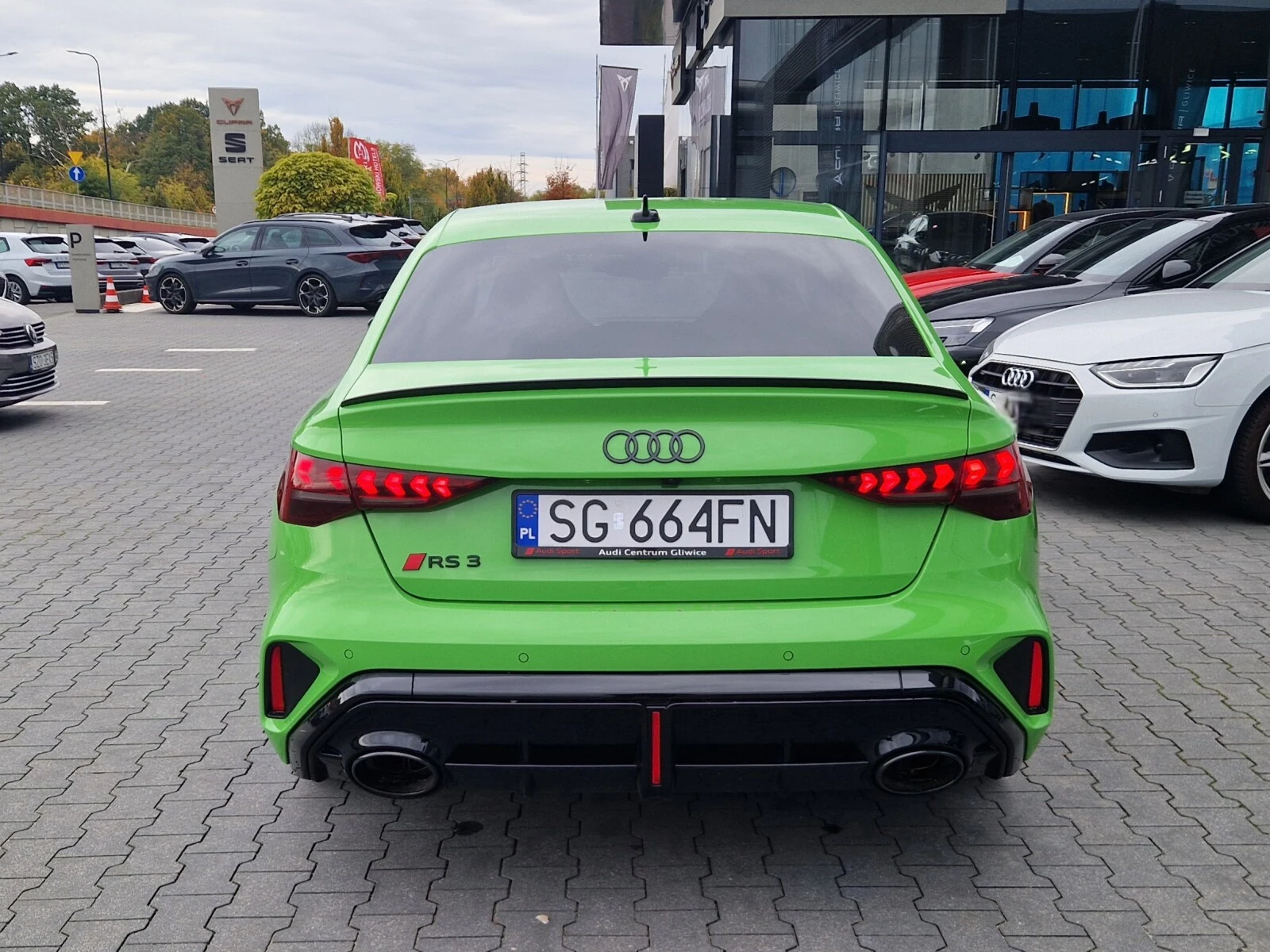 Audi RS3 Limousine Limousine RS quattro 294(400) kW(KM) S tronic — zdjęcie 5