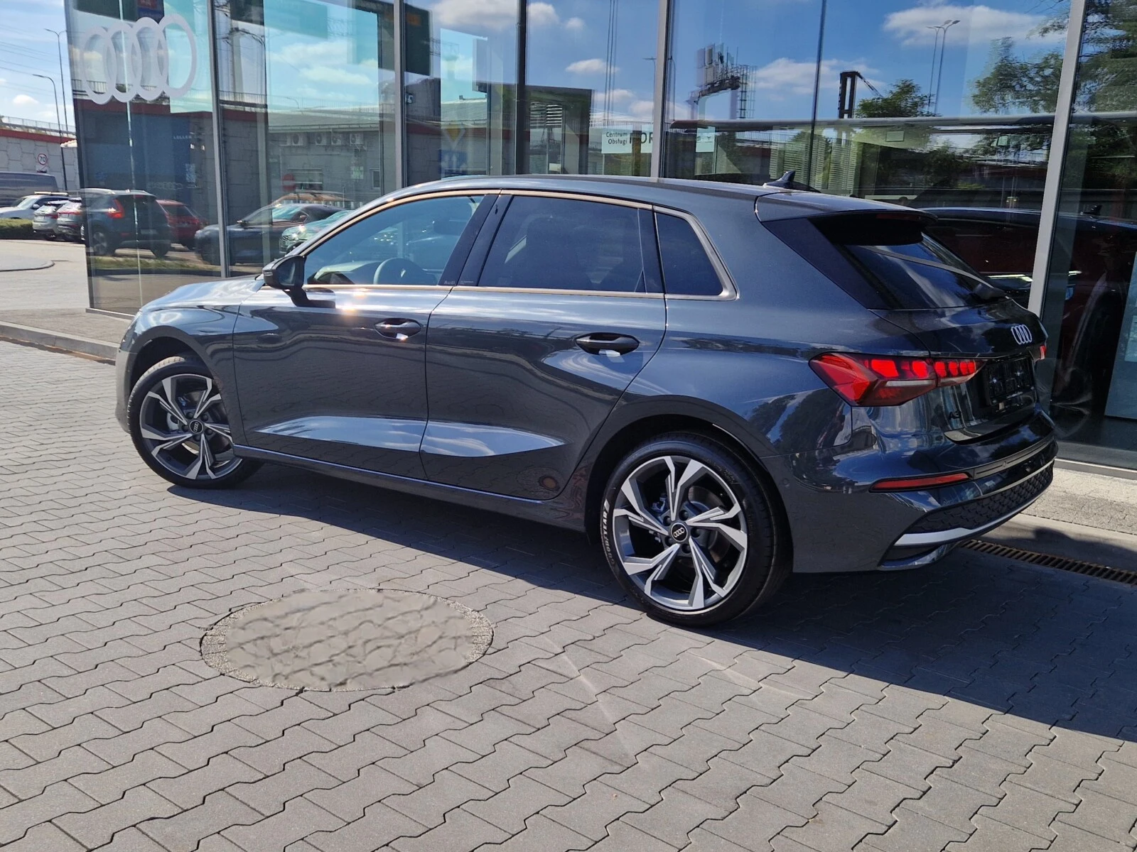 Audi A3 Sportback A3 Sportback advanced 35 TFSI 110(150) kW(KM) S tronic 8V (2012-) — zdjęcie 3