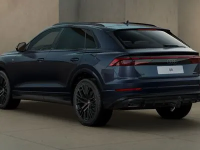Audi Q8 TFSI e PHEV 360 kW Quattro Tiptronic