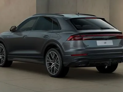 Audi Q8 TFSI e PHEV 360 kW Quattro Tiptronic