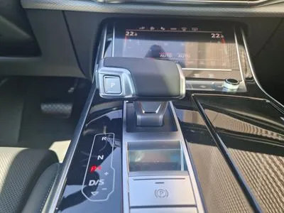 Audi Q7 TFSI e PHEV 360 kW Quattro S Line Tiptr