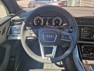 Audi Q7 TFSI e PHEV 360 kW Quattro S Line Tiptr