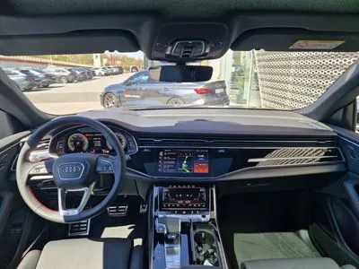 Audi Q8 TFSI e PHEV 360 kW Quattro Tiptronic