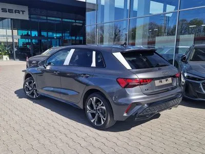 Audi A3 Sportback TFSI mHEV 110 kW S Line S tronic