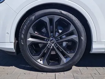 Audi Q7 45 TDI mHEV Quattro S Line Tiptr