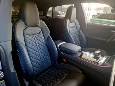 Audi SQ8 TFSI Quattro Tiptronic