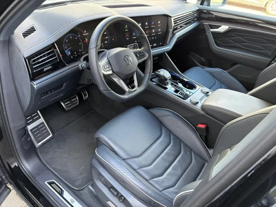 Volkswagen Touareg 3.0 V6 TDI SCR 4MOTION 286 KM R LINE