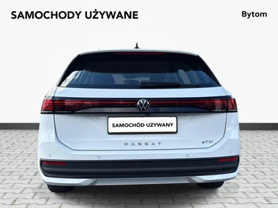 Volkswagen Passat z polskiego salonu. Faktura VAT 23%