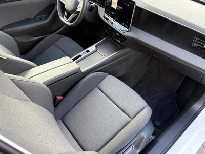 Volkswagen Passat z polskiego salonu. Faktura VAT 23%