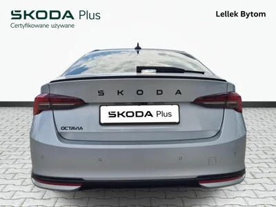 Škoda Octavia z polskiego salonu. Faktura VAT 23%