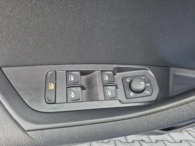 Škoda Karoq z polskiego salonu. Faktura VAT 23%