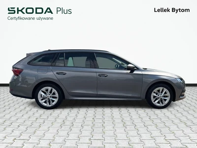 Škoda Octavia z polskiego salonu. Faktura VAT 23%