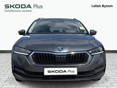 Škoda Octavia z polskiego salonu. Faktura VAT 23%