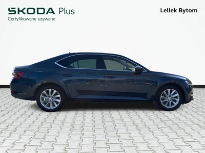 Škoda Superb z polskiego salonu. Faktura VAT 23%