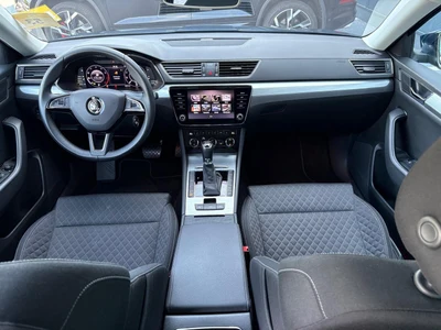 Škoda Superb z polskiego salonu. Faktura VAT 23%