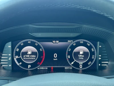 Škoda Superb z polskiego salonu. Faktura VAT 23%