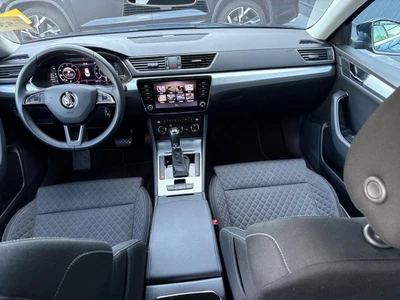 Škoda Superb z polskiego salonu. Faktura VAT 23%