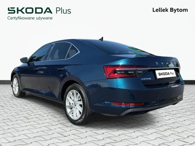 Škoda Superb z polskiego salonu. Faktura VAT 23%