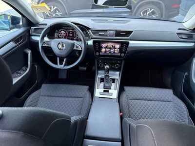 Škoda Superb z polskiego salonu. Faktura VAT 23%