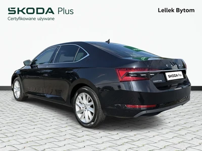Škoda Superb z polskiego salonu. Faktura VAT 23%
