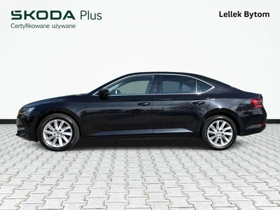 Škoda Superb z polskiego salonu. Faktura VAT 23%