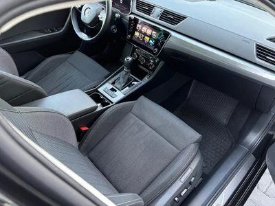 Škoda Superb z polskiego salonu. Faktura VAT 23%