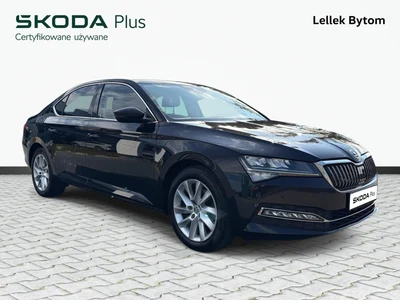 Škoda Superb z polskiego salonu. Faktura VAT 23%