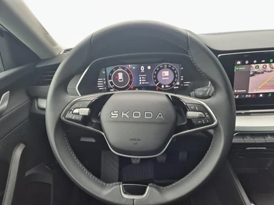 Škoda Octavia z polskiego salonu. Faktura VAT 23%