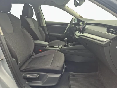 Škoda Octavia z polskiego salonu. Faktura VAT 23%