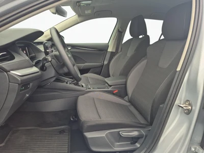Škoda Octavia z polskiego salonu. Faktura VAT 23%