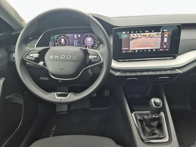 Škoda Octavia z polskiego salonu. Faktura VAT 23%