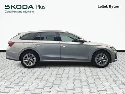 Škoda Octavia z polskiego salonu. Faktura VAT 23%