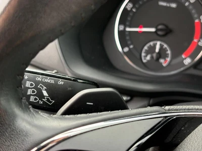 Škoda Octavia z polskiego salonu. Faktura VAT 23%