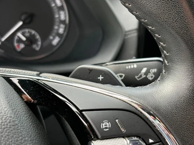 Škoda Octavia z polskiego salonu. Faktura VAT 23%