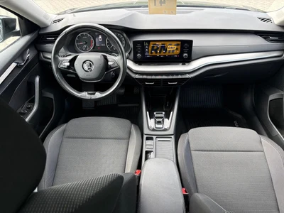 Škoda Octavia z polskiego salonu. Faktura VAT 23%