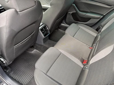 Škoda Octavia z polskiego salonu. Faktura VAT 23%