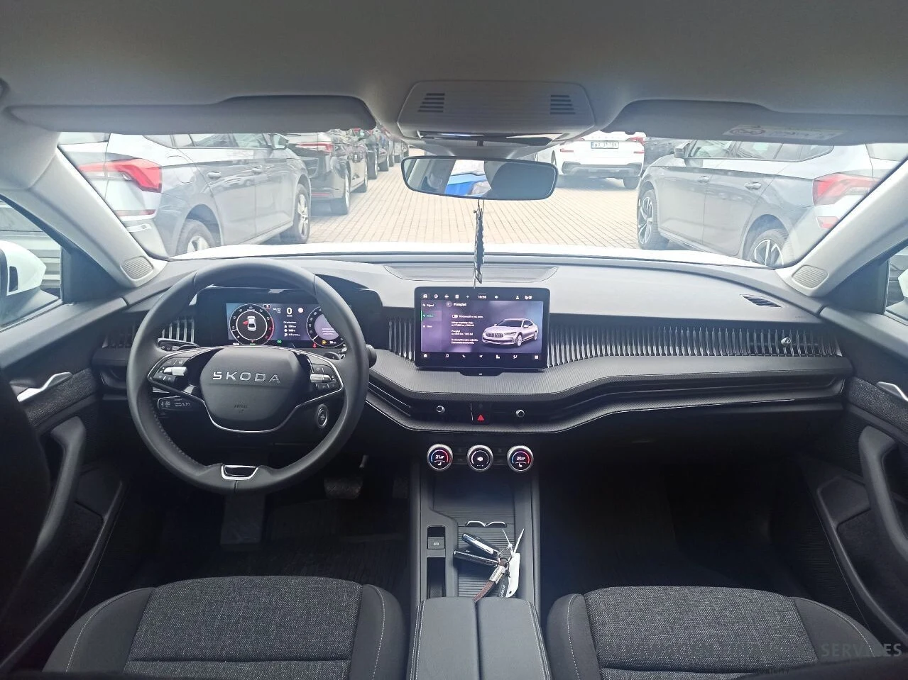 Škoda Superb 1,5 TSI mHEC Essence DSG IV (2023-) — zdjęcie 4