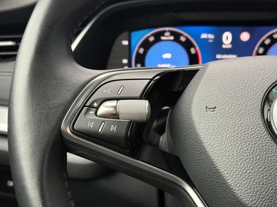 Škoda Octavia z polskiego salonu. Faktura VAT 23%