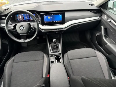 Škoda Octavia z polskiego salonu. Faktura VAT 23%