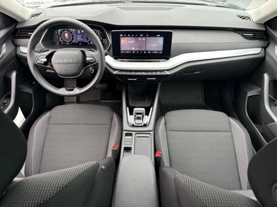 Škoda Octavia z polskiego salonu. Faktura VAT 23%