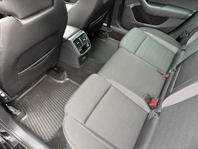 Škoda Octavia z polskiego salonu. Faktura VAT 23%