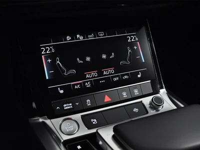 Audi e-tron Night vision, pneumatyka, serwis ASO