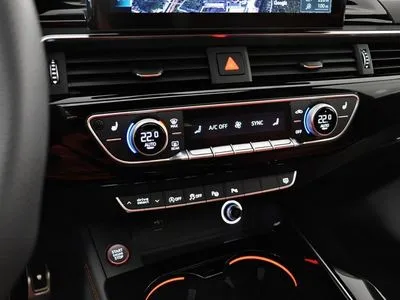 Audi S4 Avant 3.0 V6 347KM 700Nm, 2020rHead-Up, Led Matrix, asystenci